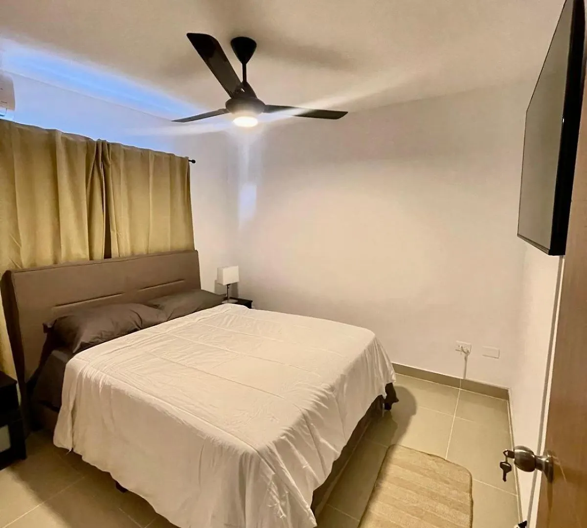 Palm Vibe Condo - Downtown Punta Cana Apartment