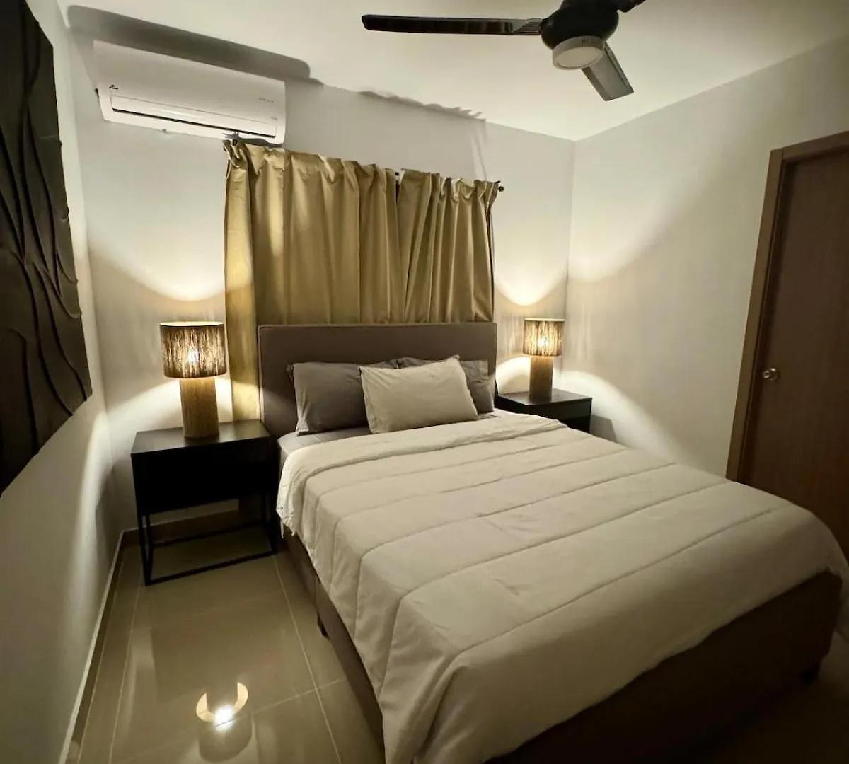 Palm Vibe Condo - Downtown Punta Cana 0*,  Dominikanische Republik