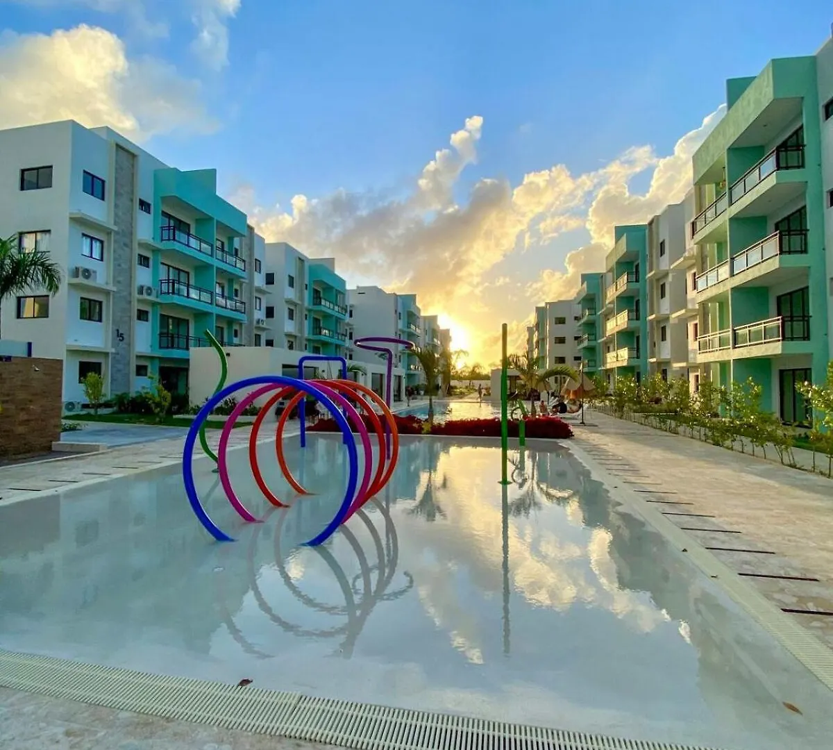 Palm Vibe Condo - Downtown Punta Cana Apartment
